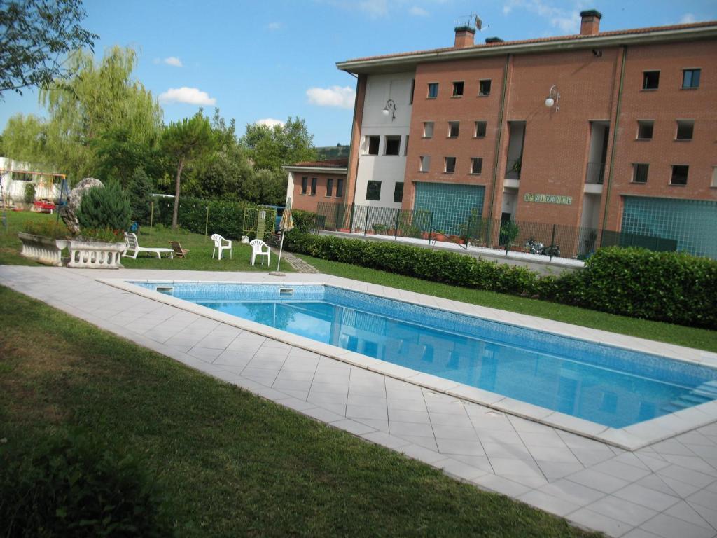 Residence La Piscina Isola del Gran Sasso d'Italia Bagian luar foto